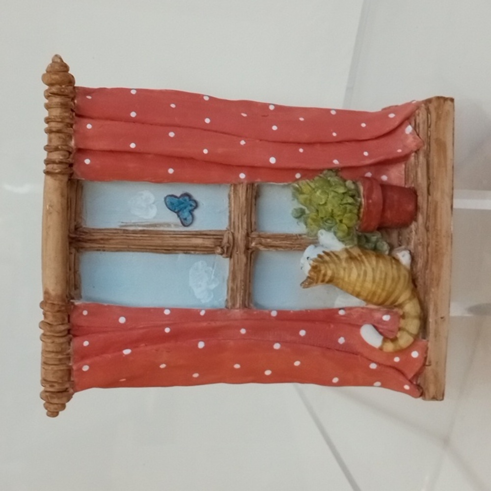 Cat figurines by Adorables Collection from Scotland
